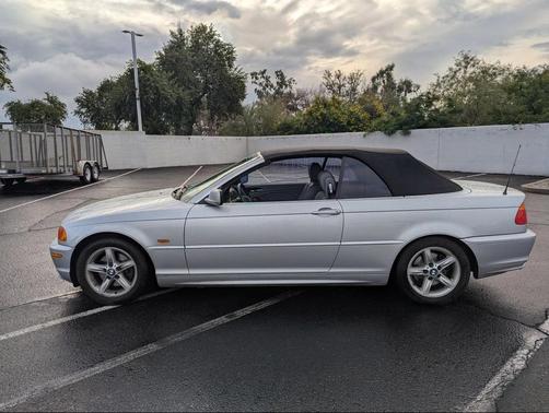 2002 BMW 325 325Ci