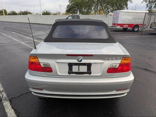 2002 BMW 325 325Ci