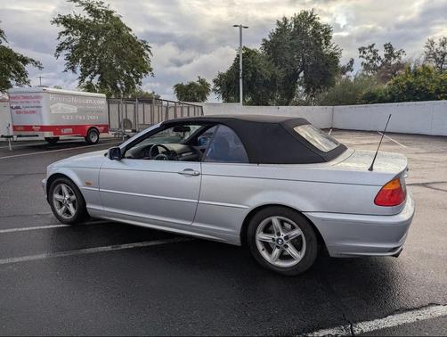 2002 BMW 325 325Ci