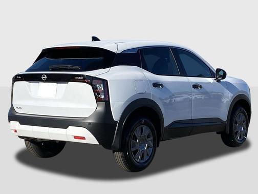 Fresh Powder 2026 Nissan Kicks S