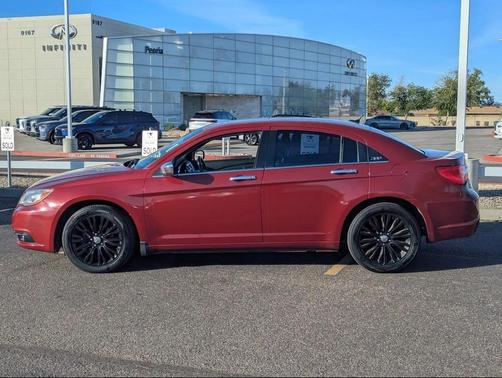 2013 Chrysler 200 Limited