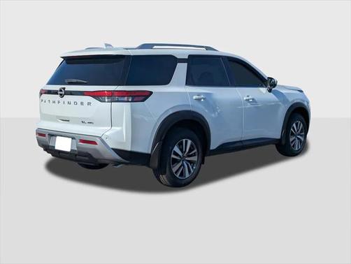 2025 Nissan Pathfinder SL 4WD