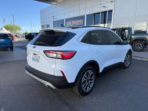 2021 Ford Escape SEL