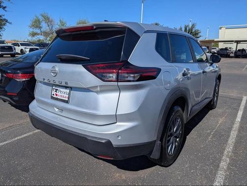 2025 Nissan Rogue S
