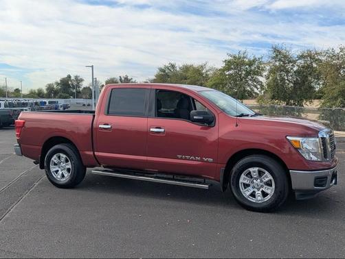 2018 Nissan Titan SV