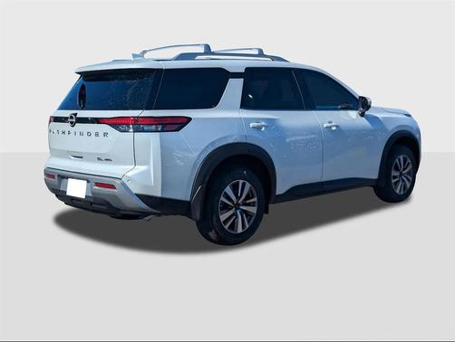2025 Nissan Pathfinder SL 4WD