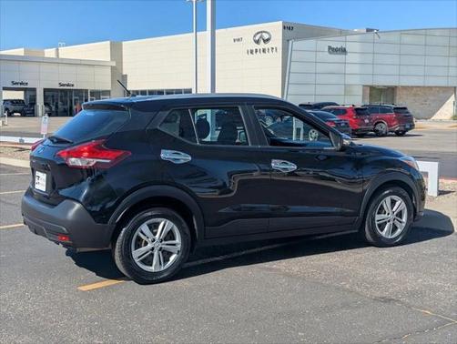 2018 Nissan Kicks S
