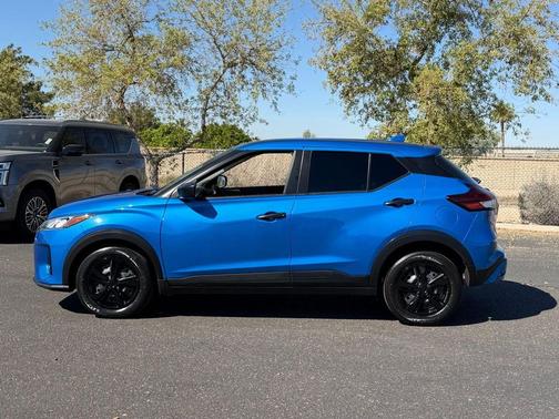 Electric Blue Metallic 2025 Nissan Kicks S