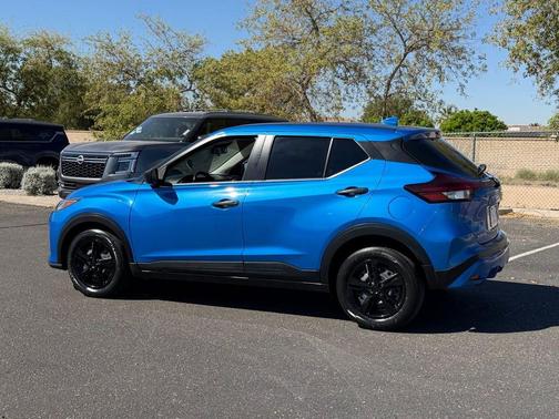 Electric Blue Metallic 2025 Nissan Kicks S