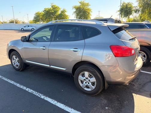 Platinum Graphite 2014 Nissan Rogue Select S