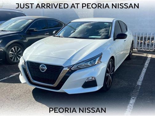 2020 Nissan Altima SR FWD