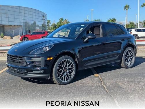 2020 Porsche Macan Base