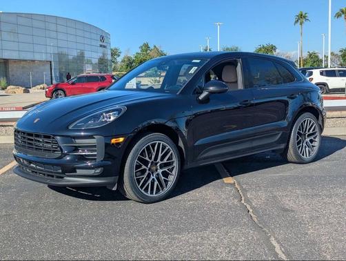 2020 Porsche Macan Base