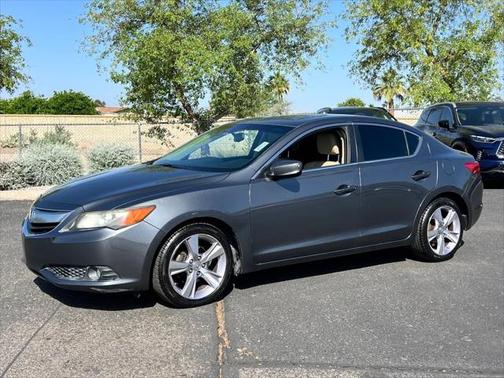 2013 Acura ILX 2.0L w/Premium Package