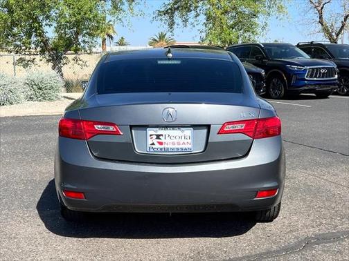 2013 Acura ILX 2.0L w/Premium Package