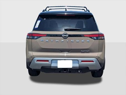 2025 Nissan Pathfinder Platinum FWD