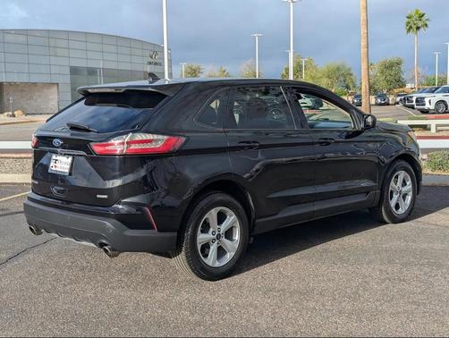 2019 Ford Edge SE