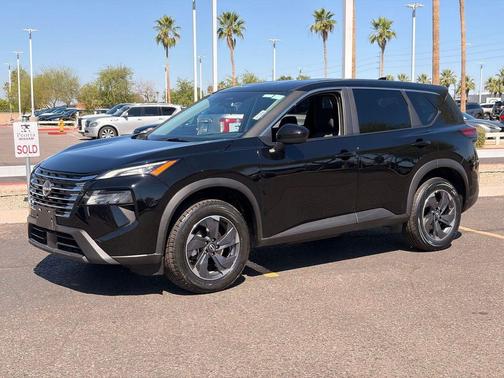 Super Black 2025 Nissan Rogue SV