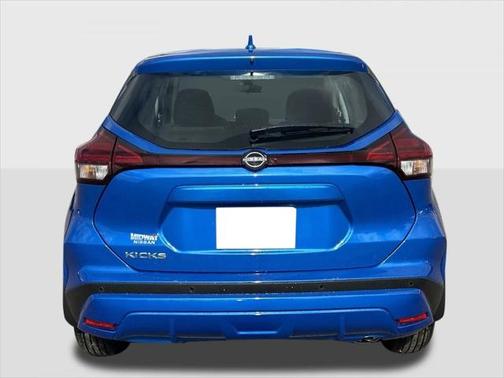 2025 Nissan Kicks S