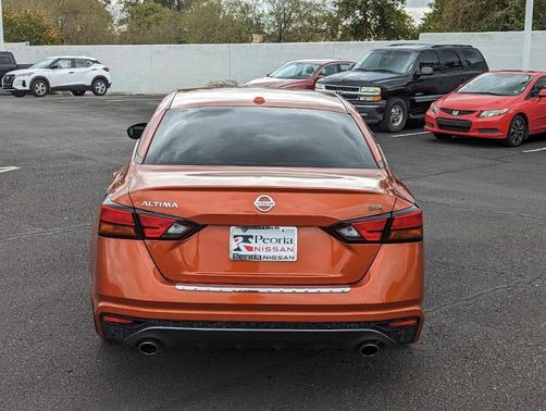 Photo 4 of 29 of 2021 Nissan Altima 2.5 SR