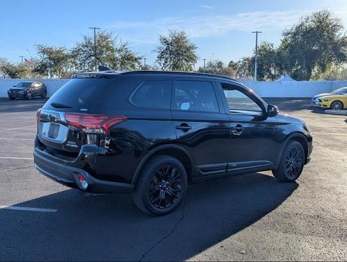 2018 Mitsubishi Outlander LE