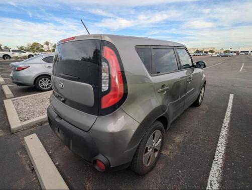 2016 Kia Soul Base