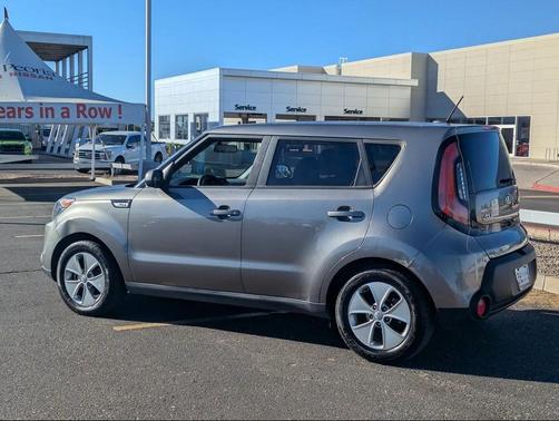 2016 Kia Soul Base