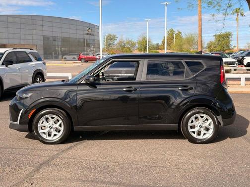 Fusion Black 2023 Kia Soul S