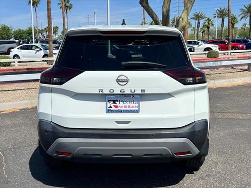 2022 Nissan Rogue S