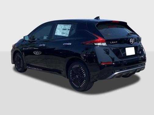 2025 Nissan Leaf SV PLUS