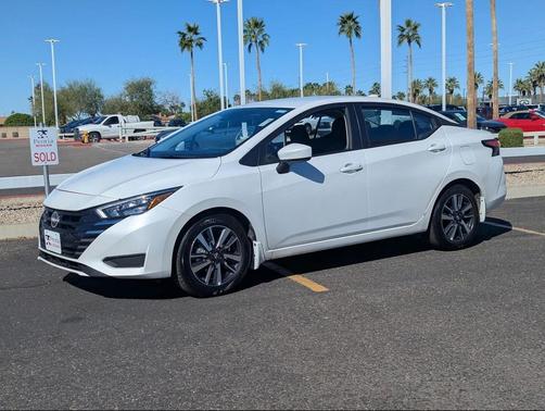 2025 Nissan Versa 1.6 SV