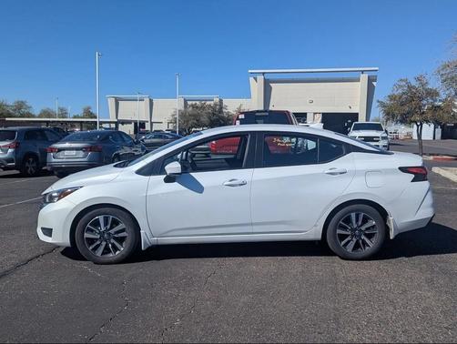 2025 Nissan Versa 1.6 SV