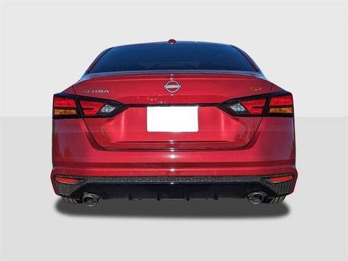 2025 Nissan Altima SR FWD