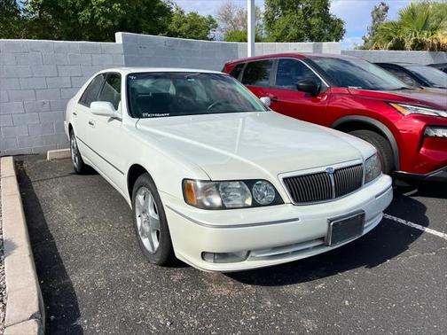 1999 INFINITI Q45 Base