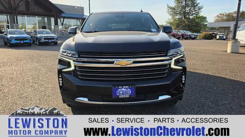 Black 2024 Chevrolet Suburban LT