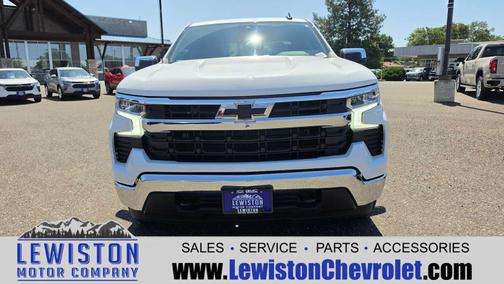 Summit White 2024 Chevrolet Silverado 1500 LT