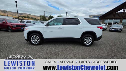 Summit White 2021 Chevrolet Traverse LS