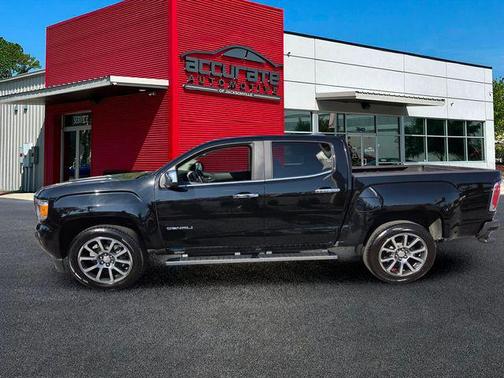 Onyx Black 2019 GMC Canyon Denali