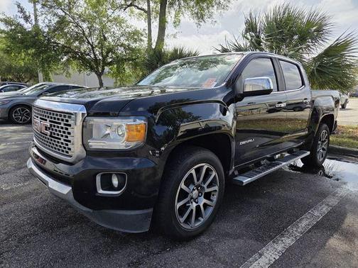 Onyx Black 2019 GMC Canyon Denali