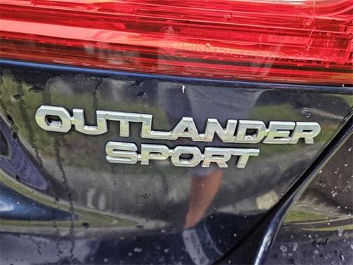 2011 Mitsubishi Outlander Sport SE
