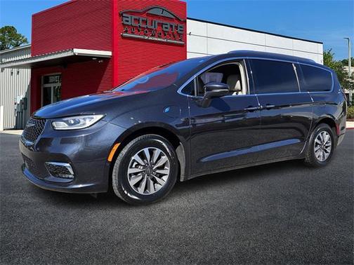 2021 Chrysler Pacifica Hybrid Touring L