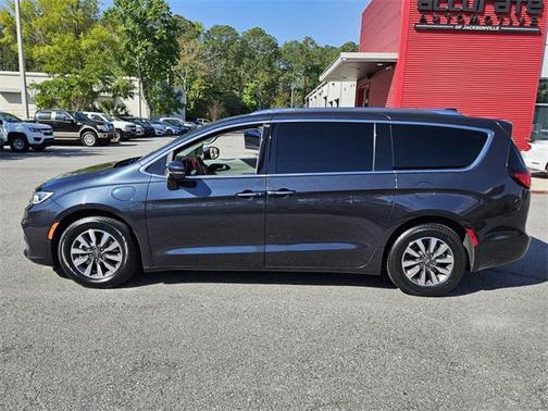 2021 Chrysler Pacifica Hybrid Touring L