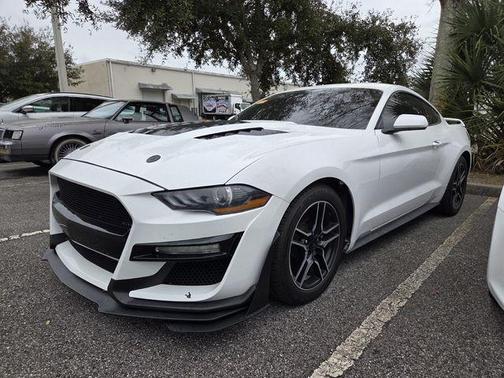 2020 Ford Mustang EcoBoost