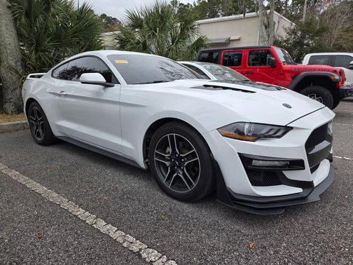 2020 Ford Mustang EcoBoost