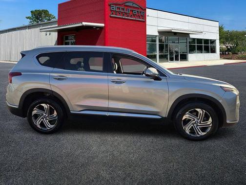 Shimmering Silver 2022 Hyundai SANTA FE SEL 2.4