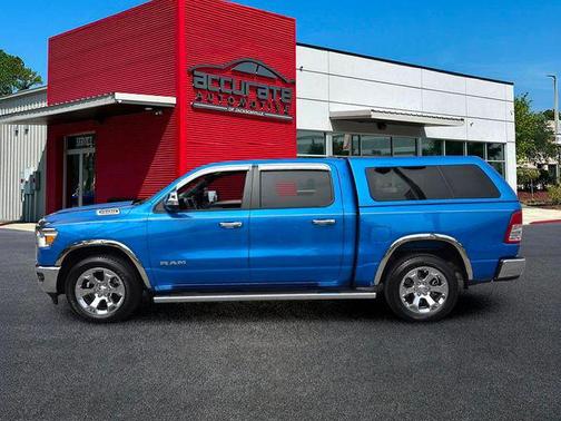 Hydro Blue Pearlcoat 2022 RAM 1500 Big Horn/Lone Star