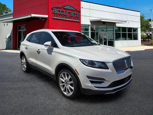 White Platinum Metallic Tri-Coat 2019 Lincoln MKC Reserve