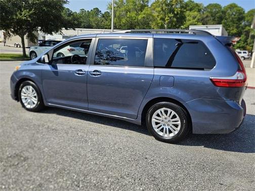 2015 Toyota Sienna XLE Premium