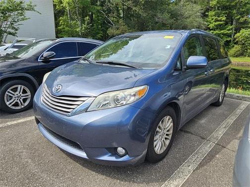 2015 Toyota Sienna XLE Premium