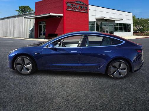Deep Blue Metallic 2019 Tesla Model 3 Long Range
